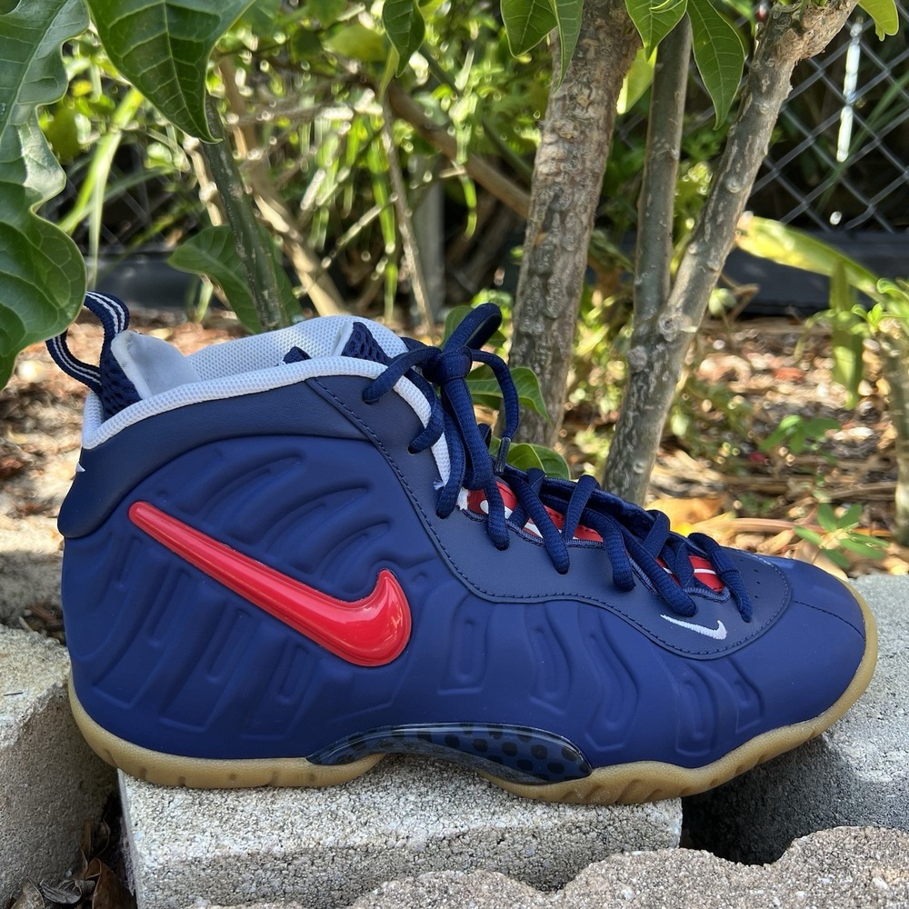 Size 5.5 (GS) - Nike Little Posite Pro Mid USA - 644792-405